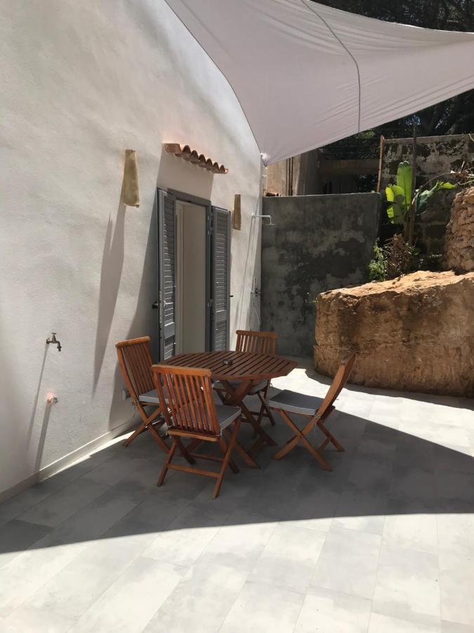 Dimora Delle Tonnare Hotel Favignana Exterior photo
